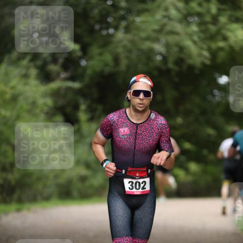 30.08.2026 - Elbe Triathlon Hamburg Antke Förster http://msf.ph/oto/10096191 30.08.2026 10:12:55 Laufen 302 meine-sportfotos.de