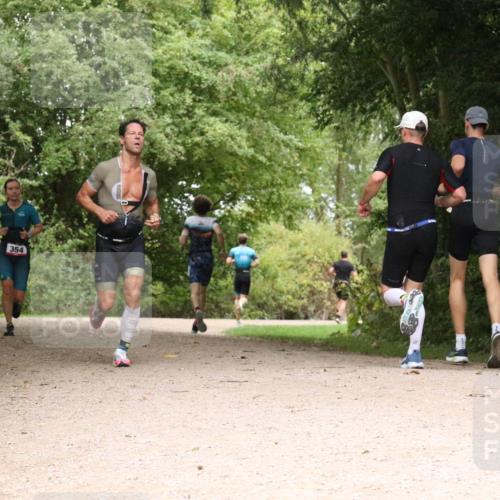 30.08.2026 - Elbe Triathlon Hamburg Antke Förster http://msf.ph/oto/10096196 30.08.2026 10:17:24 Laufen 354 meine-sportfotos.de