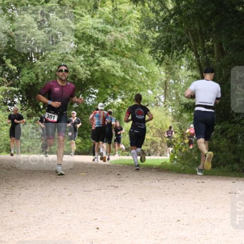 30.08.2026 - Elbe Triathlon Hamburg Antke Förster http://msf.ph/oto/10096274 30.08.2026 10:18:51 Laufen 301 meine-sportfotos.de