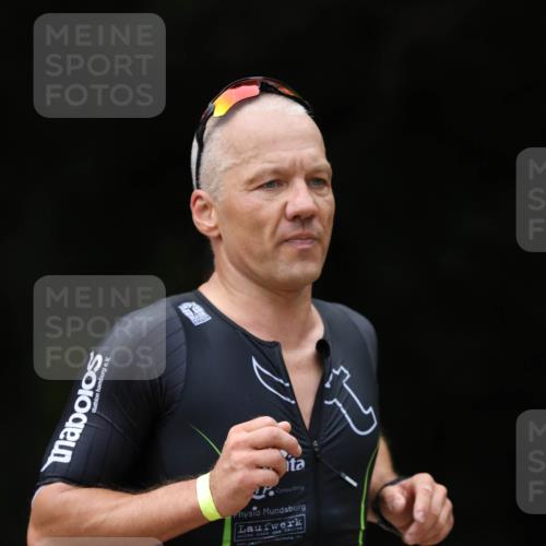 30.08.2026 - Elbe Triathlon Hamburg Antke Förster http://msf.ph/oto/10096277 30.08.2026 10:14:09 Laufen 191 meine-sportfotos.de