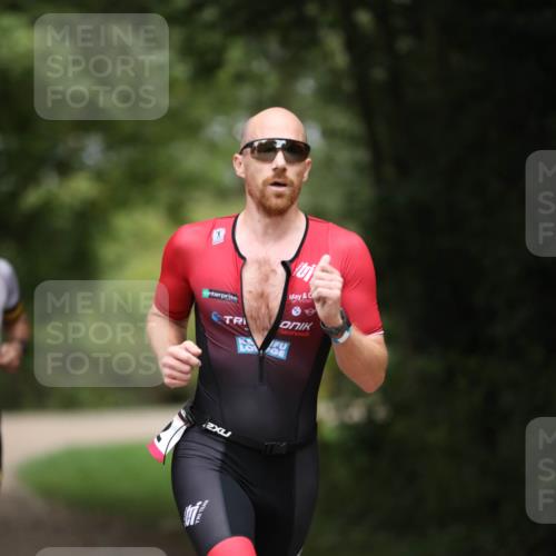 30.08.2026 - Elbe Triathlon Hamburg Antke Förster http://msf.ph/oto/10096341 30.08.2026 10:15:36 Laufen  meine-sportfotos.de