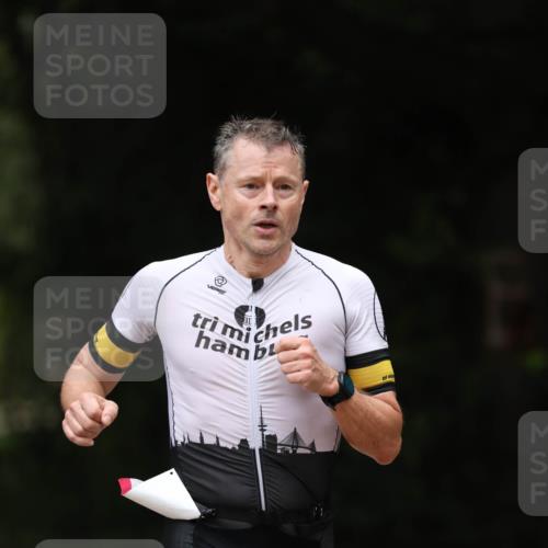 30.08.2026 - Elbe Triathlon Hamburg Antke Förster http://msf.ph/oto/10096347 30.08.2026 10:15:38 Laufen  meine-sportfotos.de