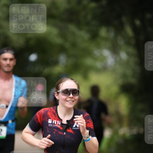 30.08.2026 - Elbe Triathlon Hamburg Antke Förster http://msf.ph/oto/10096367 30.08.2026 10:15:57 Laufen  meine-sportfotos.de