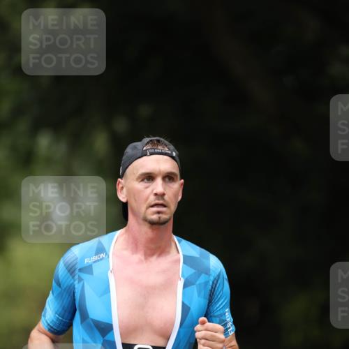 30.08.2026 - Elbe Triathlon Hamburg Antke Förster http://msf.ph/oto/10096371 30.08.2026 10:15:58 Laufen 432 meine-sportfotos.de