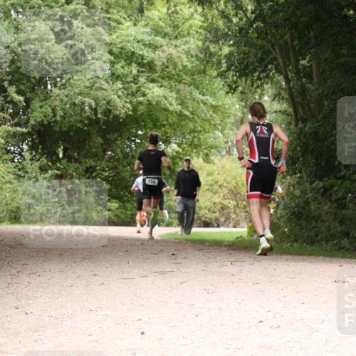 30.08.2026 - Elbe Triathlon Hamburg Antke Förster http://msf.ph/oto/10096406 30.08.2026 10:21:18 Laufen 756 meine-sportfotos.de