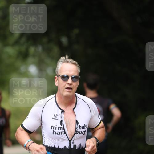 30.08.2026 - Elbe Triathlon Hamburg Antke Förster http://msf.ph/oto/10096407 30.08.2026 10:16:20 Laufen  meine-sportfotos.de