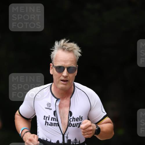 30.08.2026 - Elbe Triathlon Hamburg Antke Förster http://msf.ph/oto/10096409 30.08.2026 10:16:20 Laufen  meine-sportfotos.de