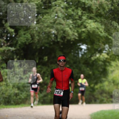 30.08.2026 - Elbe Triathlon Hamburg Antke Förster http://msf.ph/oto/10096423 30.08.2026 10:16:32 Laufen 282 meine-sportfotos.de