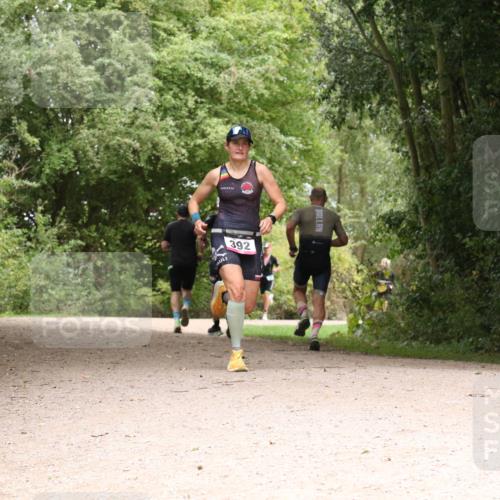30.08.2026 - Elbe Triathlon Hamburg Antke Förster http://msf.ph/oto/10096530 30.08.2026 10:23:30 Laufen 392 meine-sportfotos.de