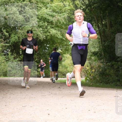 30.08.2026 - Elbe Triathlon Hamburg Antke Förster http://msf.ph/oto/10096588 30.08.2026 10:24:17 Laufen  meine-sportfotos.de