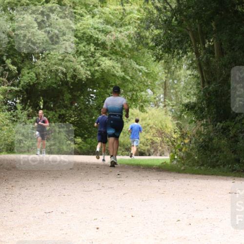 30.08.2026 - Elbe Triathlon Hamburg Antke Förster http://msf.ph/oto/10096594 30.08.2026 10:24:20 Laufen  meine-sportfotos.de