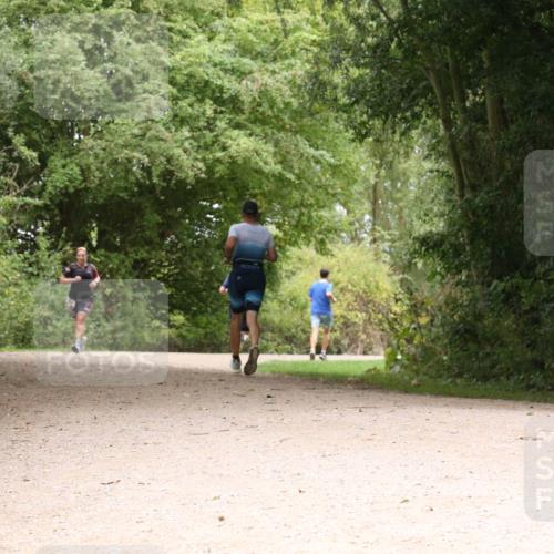 30.08.2026 - Elbe Triathlon Hamburg Antke Förster http://msf.ph/oto/10096596 30.08.2026 10:24:21 Laufen  meine-sportfotos.de