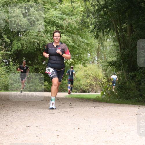 30.08.2026 - Elbe Triathlon Hamburg Antke Förster http://msf.ph/oto/10096602 30.08.2026 10:24:30 Laufen 391 meine-sportfotos.de