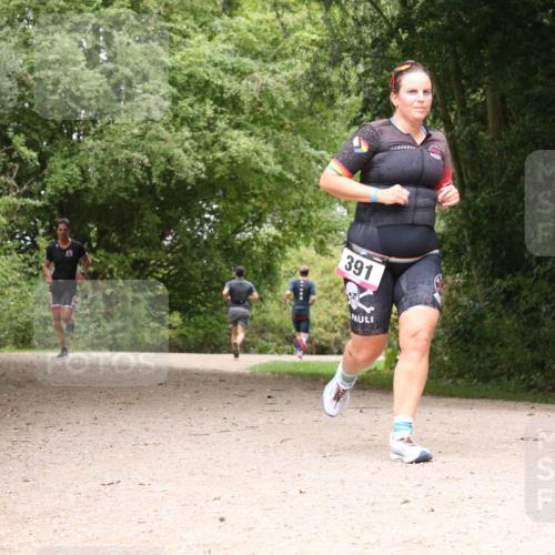 30.08.2026 - Elbe Triathlon Hamburg Antke Förster http://msf.ph/oto/10096604 30.08.2026 10:24:31 Laufen 391 meine-sportfotos.de