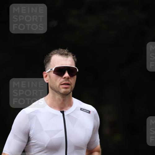 30.08.2026 - Elbe Triathlon Hamburg Antke Förster http://msf.ph/oto/10096639 30.08.2026 10:19:49 Laufen  meine-sportfotos.de