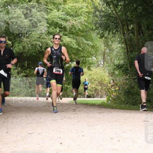 30.08.2026 - Elbe Triathlon Hamburg Antke Förster http://msf.ph/oto/10096658 30.08.2026 10:25:44 Laufen 386 meine-sportfotos.de