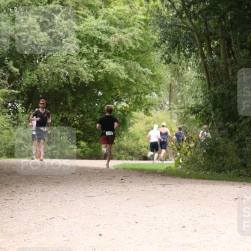 30.08.2026 - Elbe Triathlon Hamburg Antke Förster http://msf.ph/oto/10096678 30.08.2026 10:26:03 Laufen 537, 869 meine-sportfotos.de