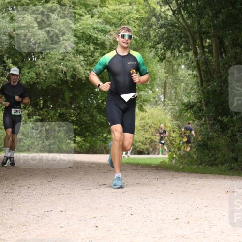 30.08.2026 - Elbe Triathlon Hamburg Antke Förster http://msf.ph/oto/10096712 30.08.2026 10:26:31 Laufen 397, 9 meine-sportfotos.de