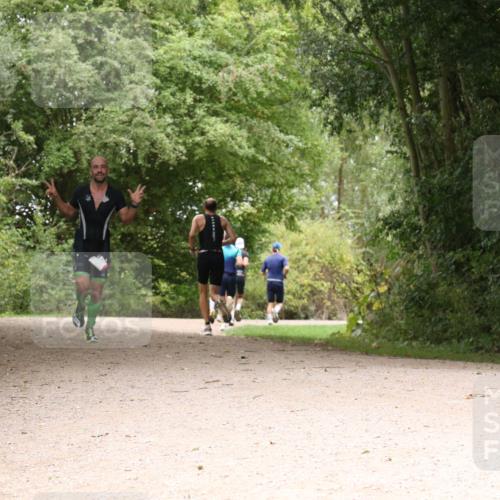 30.08.2026 - Elbe Triathlon Hamburg Antke Förster http://msf.ph/oto/10096720 30.08.2026 10:26:41 Laufen  meine-sportfotos.de