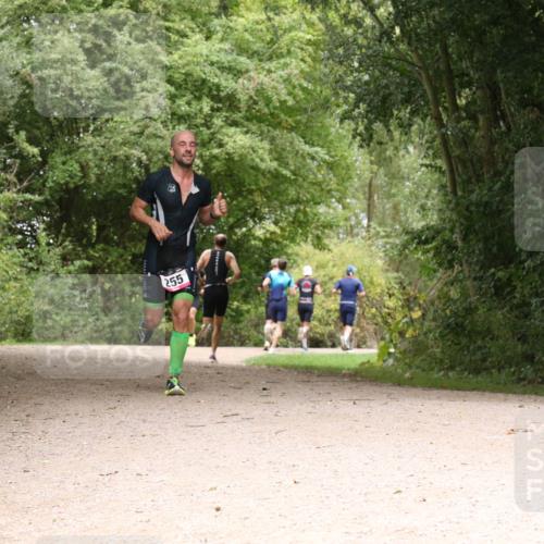 30.08.2026 - Elbe Triathlon Hamburg Antke Förster http://msf.ph/oto/10096724 30.08.2026 10:26:42 Laufen 255 meine-sportfotos.de