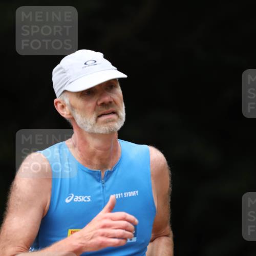 30.08.2026 - Elbe Triathlon Hamburg Antke Förster http://msf.ph/oto/10096727 30.08.2026 10:21:33 Laufen 2011, 260 meine-sportfotos.de