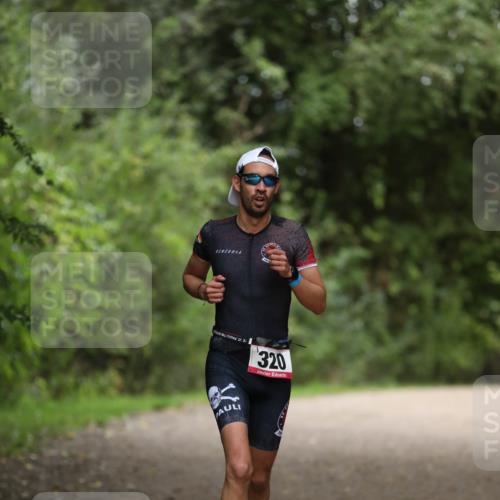 30.08.2026 - Elbe Triathlon Hamburg Antke Förster http://msf.ph/oto/10096741 30.08.2026 10:22:03 Laufen 320 meine-sportfotos.de