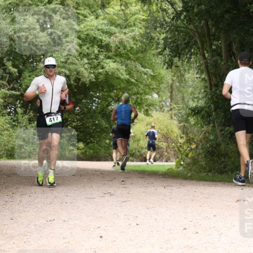 30.08.2026 - Elbe Triathlon Hamburg Antke Förster http://msf.ph/oto/10096742 30.08.2026 10:27:01 Laufen 417 meine-sportfotos.de