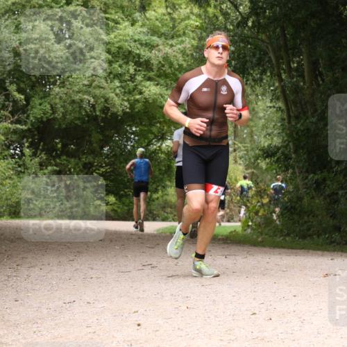 30.08.2026 - Elbe Triathlon Hamburg Antke Förster http://msf.ph/oto/10096750 30.08.2026 10:27:04 Laufen 33840 meine-sportfotos.de