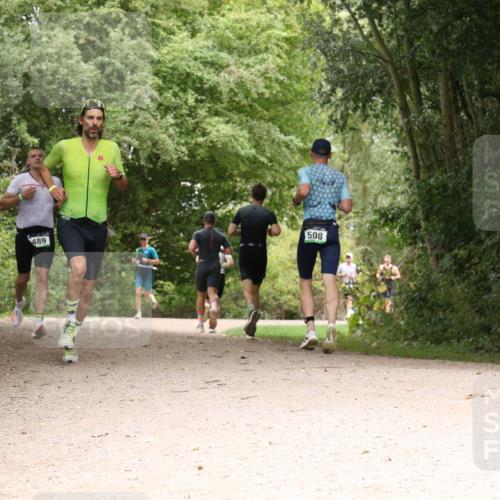 30.08.2026 - Elbe Triathlon Hamburg Antke Förster http://msf.ph/oto/10096756 30.08.2026 10:27:25 Laufen 489, 508 meine-sportfotos.de