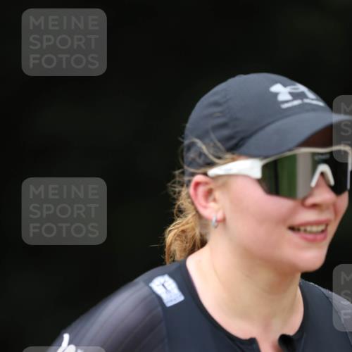 30.08.2026 - Elbe Triathlon Hamburg Antke Förster http://msf.ph/oto/10096773 30.08.2026 10:22:26 Laufen  meine-sportfotos.de