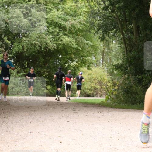 30.08.2026 - Elbe Triathlon Hamburg Antke Förster http://msf.ph/oto/10096794 30.08.2026 10:27:44 Laufen 401 meine-sportfotos.de