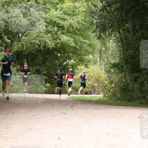 30.08.2026 - Elbe Triathlon Hamburg Antke Förster http://msf.ph/oto/10096796 30.08.2026 10:27:45 Laufen 481 meine-sportfotos.de