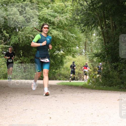 30.08.2026 - Elbe Triathlon Hamburg Antke Förster http://msf.ph/oto/10096800 30.08.2026 10:27:47 Laufen 481, 52 meine-sportfotos.de