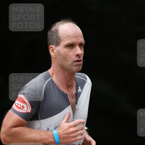 30.08.2026 - Elbe Triathlon Hamburg Antke Förster http://msf.ph/oto/10096811 30.08.2026 10:23:04 Laufen 16 meine-sportfotos.de
