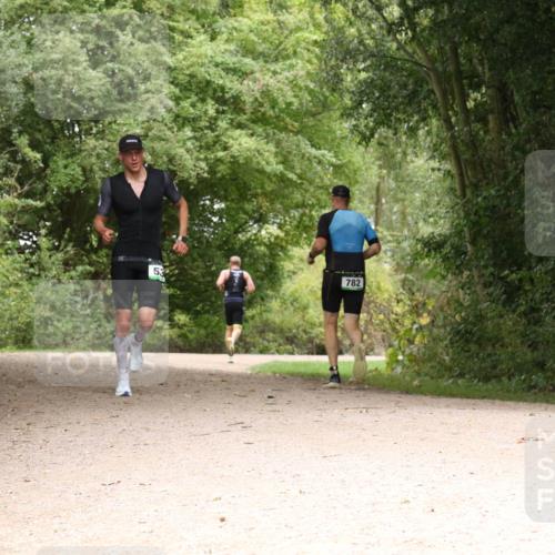 30.08.2026 - Elbe Triathlon Hamburg Antke Förster http://msf.ph/oto/10096822 30.08.2026 10:28:00 Laufen 53, 782 meine-sportfotos.de