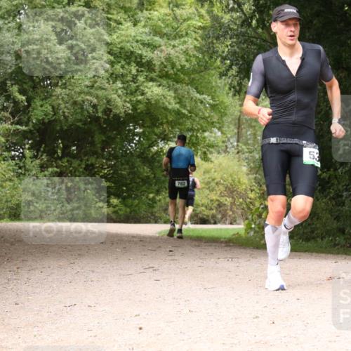 30.08.2026 - Elbe Triathlon Hamburg Antke Förster http://msf.ph/oto/10096826 30.08.2026 10:28:02 Laufen 782, 53 meine-sportfotos.de