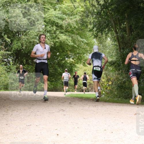 30.08.2026 - Elbe Triathlon Hamburg Antke Förster http://msf.ph/oto/10096832 30.08.2026 10:28:23 Laufen 567, 521 meine-sportfotos.de