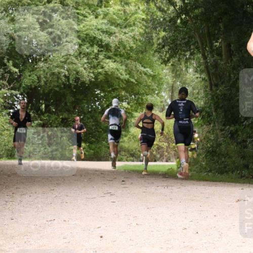 30.08.2026 - Elbe Triathlon Hamburg Antke Förster http://msf.ph/oto/10096838 30.08.2026 10:28:25 Laufen 521, 567 meine-sportfotos.de