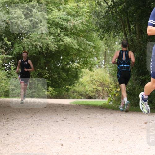 30.08.2026 - Elbe Triathlon Hamburg Antke Förster http://msf.ph/oto/10096886 30.08.2026 10:29:22 Laufen 1895 meine-sportfotos.de