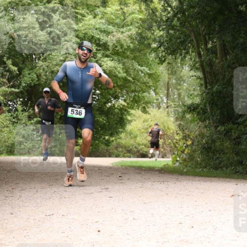 30.08.2026 - Elbe Triathlon Hamburg Antke Förster http://msf.ph/oto/10096900 30.08.2026 10:29:42 Laufen 536 meine-sportfotos.de