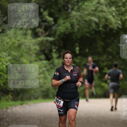 30.08.2026 - Elbe Triathlon Hamburg Antke Förster http://msf.ph/oto/10096903 30.08.2026 10:24:30 Laufen 391 meine-sportfotos.de