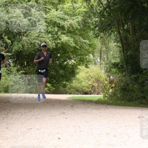 30.08.2026 - Elbe Triathlon Hamburg Antke Förster http://msf.ph/oto/10096906 30.08.2026 10:29:44 Laufen 445 meine-sportfotos.de