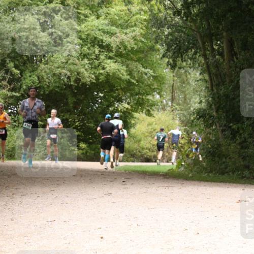 30.08.2026 - Elbe Triathlon Hamburg Antke Förster http://msf.ph/oto/10096928 30.08.2026 10:30:13 Laufen 430, 363 meine-sportfotos.de