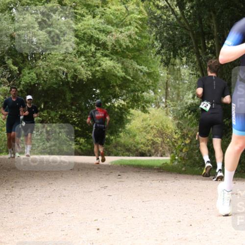 30.08.2026 - Elbe Triathlon Hamburg Antke Förster http://msf.ph/oto/10096954 30.08.2026 10:30:29 Laufen 72, 438 meine-sportfotos.de