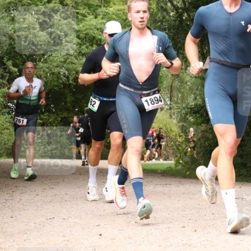 30.08.2026 - Elbe Triathlon Hamburg Antke Förster http://msf.ph/oto/10096964 30.08.2026 10:30:35 Laufen 261, 82, 1894 meine-sportfotos.de