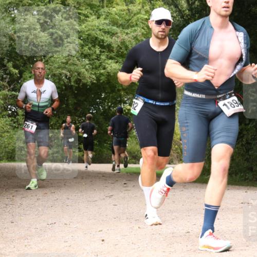 30.08.2026 - Elbe Triathlon Hamburg Antke Förster http://msf.ph/oto/10096966 30.08.2026 10:30:35 Laufen 261, 82, 1894 meine-sportfotos.de