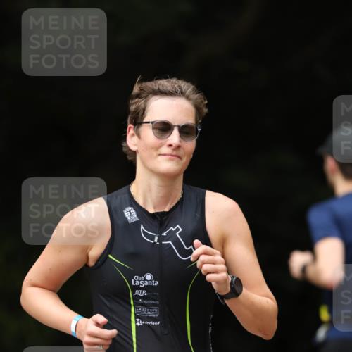 30.08.2026 - Elbe Triathlon Hamburg Antke Förster http://msf.ph/oto/10096967 30.08.2026 10:25:47 Laufen 386 meine-sportfotos.de