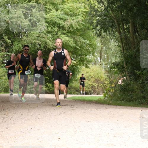 30.08.2026 - Elbe Triathlon Hamburg Antke Förster http://msf.ph/oto/10096984 30.08.2026 10:30:45 Laufen 331, 493, 660 meine-sportfotos.de