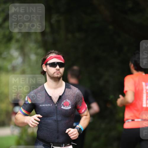 30.08.2026 - Elbe Triathlon Hamburg Antke Förster http://msf.ph/oto/10096987 30.08.2026 10:26:08 Laufen 8 meine-sportfotos.de