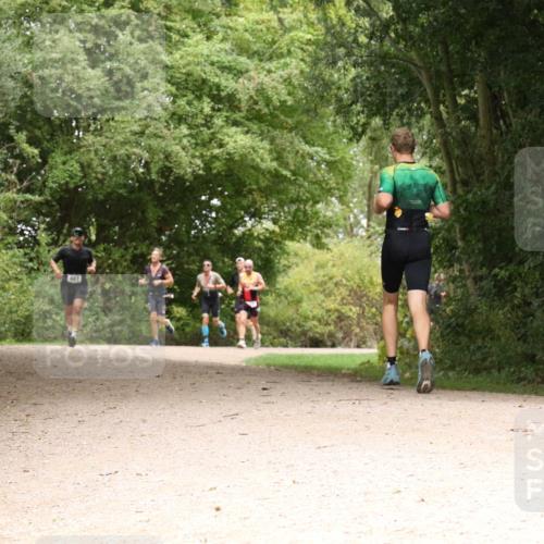 30.08.2026 - Elbe Triathlon Hamburg Antke Förster http://msf.ph/oto/10096998 30.08.2026 10:30:52 Laufen 467 meine-sportfotos.de